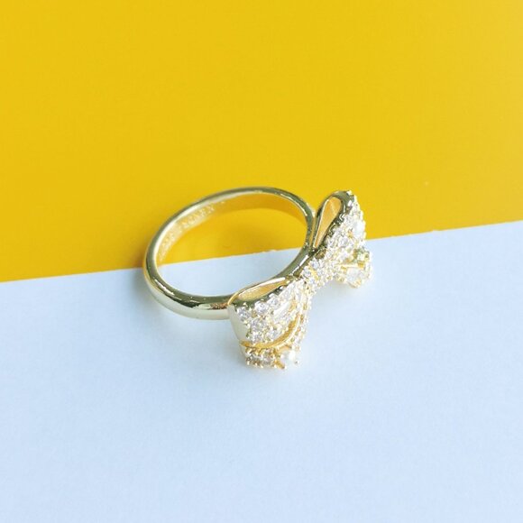 Krista Gold White Mix Bow Cocktail Ring Size 7 by Kendra Scott - Picture 2 of 4